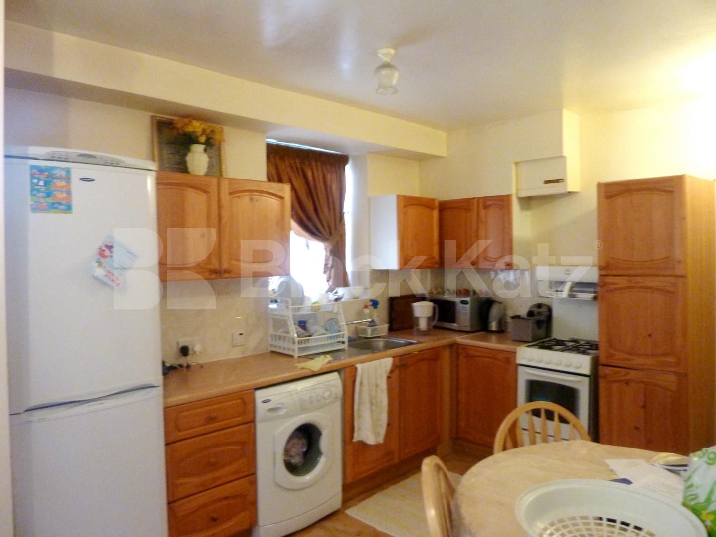 			NEW INSTRUCTION, 2 Bedroom, 1 bath, 1 reception Flat			 Waltersville Road, ARCHWAY